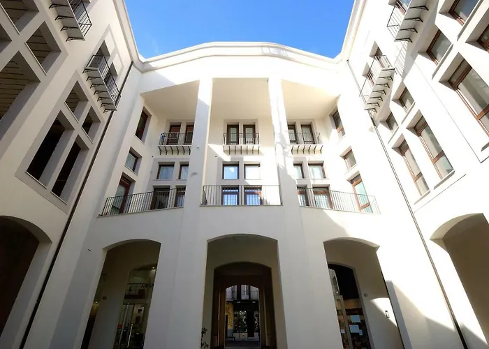 Corte Maqueda Palermo