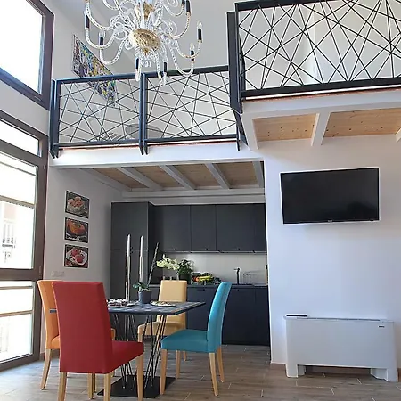 Corte Maqueda * Palermo